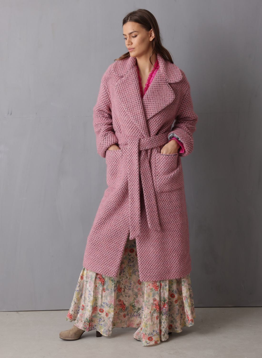 Francis, garš mētelis