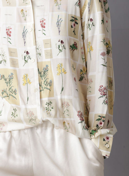 Kitty shirt with hand illustration flowers print